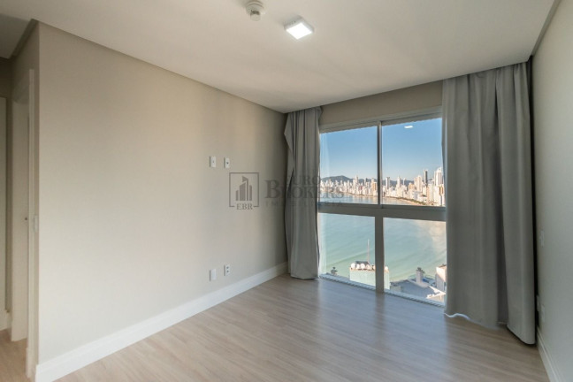 Imagem Apartamento com 3 Quartos à Venda, 165 m² em Pioneiros - Balneário Camboriú Imagem Apartamento com 3 Quartos à Venda, 165 m² em Pioneiros - Balneário Camboriú