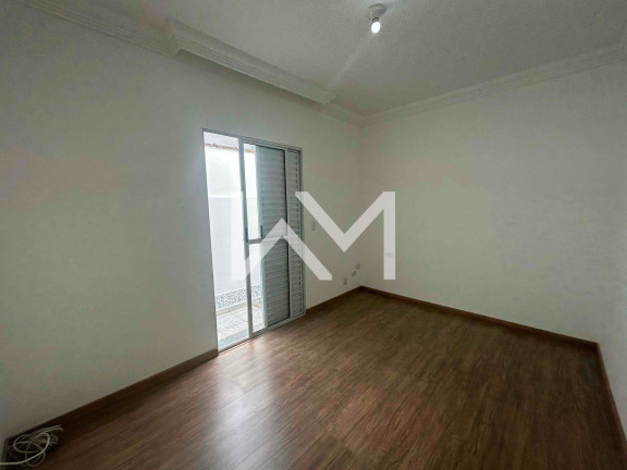 Imagem Casa com 3 Quartos para Alugar, 174 m² em Jardim Maia - Guarulhos Imagem Casa com 3 Quartos para Alugar, 174 m² em Jardim Maia - Guarulhos