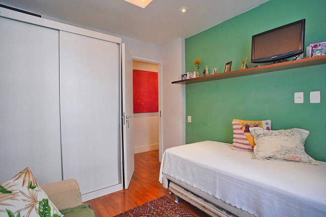 Imagem Apartamento com 2 Quartos à Venda,  em Leblon - Rio De Janeiro