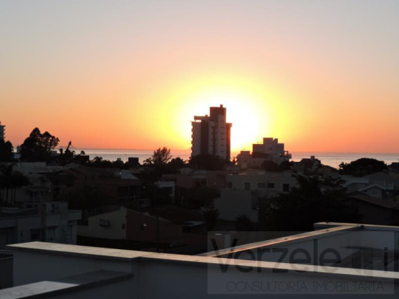 Imagem Casa com 5 Quartos à Venda, 445 m² em Praia Dos Amores - Balneário Camboriú