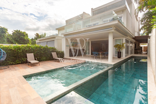 Imagem Casa com 6 Quartos à Venda, 364 m² em Juquehy - São Sebastião Imagem Casa com 6 Quartos à Venda, 364 m² em Juquehy - São Sebastião
