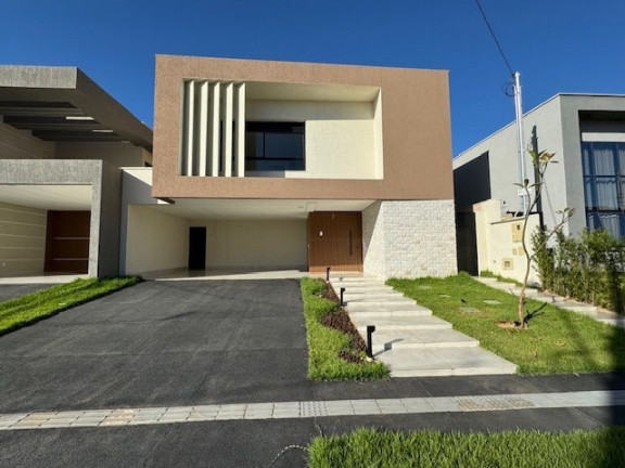 Sobrado com 4 Quartos à Venda, 224 m² em Jardins Barcelona - Senador Canedo