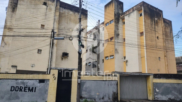 Apartamento com 3 Quartos à Venda, 110 m² em Parangaba - Fortaleza