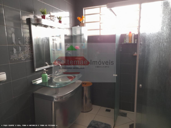 Imagem Casa com 3 Quartos à Venda, 200 m² em Vila Aparecida - Taubaté