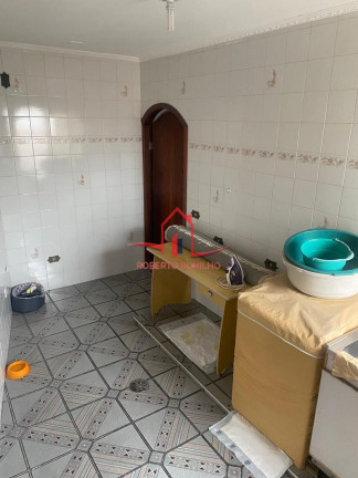 Imagem Sobrado com 3 Quartos à Venda, 232 m² em Vila Palmares - Santo André