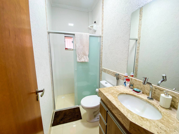 Imagem Casa com 2 Quartos à Venda, 180 m² em Setor Lagoa Quente - Caldas Novas Imagem Casa com 2 Quartos à Venda, 180 m² em Setor Lagoa Quente - Caldas Novas