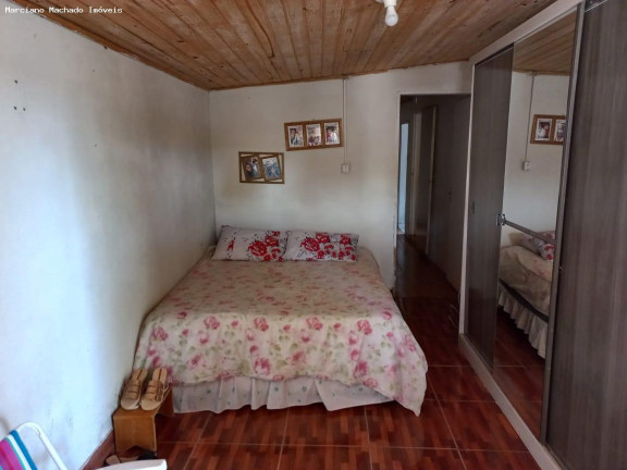 Imagem Casa com 3 Quartos à Venda, em Juscelino Kubitschek - Santa Maria Imagem Casa com 3 Quartos à Venda, em Juscelino Kubitschek - Santa Maria
