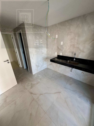 Imagem Apartamento com 2 Quartos à Venda, 97 m² Imagem Apartamento com 2 Quartos à Venda, 97 m²