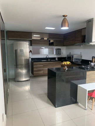 Imagem Casa com 5 Quartos à Venda, 400 m² em Piatã - Salvador Imagem Casa com 5 Quartos à Venda, 400 m² em Piatã - Salvador