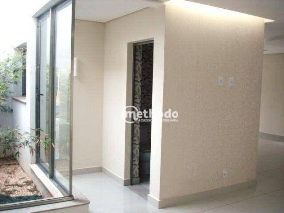 Imagem Casa com 3 Quartos à Venda, 330 m² em Swiss Park - Campinas Imagem Casa com 3 Quartos à Venda, 330 m² em Swiss Park - Campinas