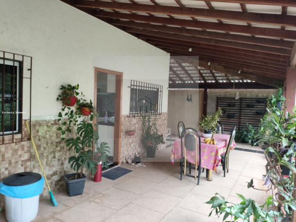 Imagem Casa com 3 Quartos à Venda, 360 m² em Parque Primavera - Itaguaí