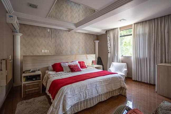 Imagem Casa com 4 Quartos à Venda, 511 m² em Vila Yolanda - Osasco