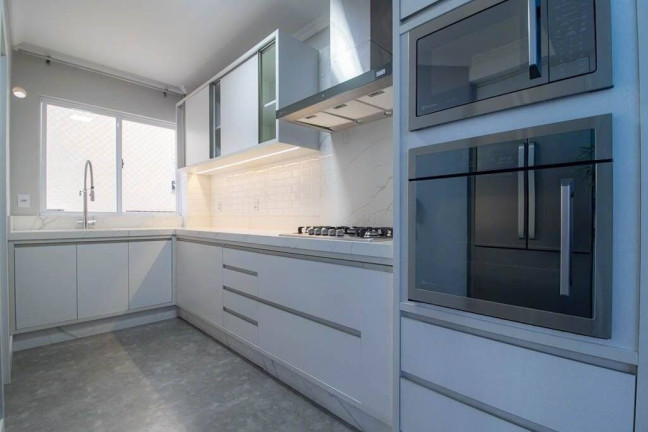 Apartamento com 3 Quartos à Venda, 117 m² em Meia Praia - Itapema