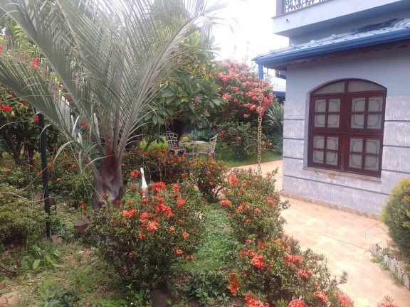 Imagem Casa com 3 Quartos à Venda, 300 m² em Parque Dos Eucaliptos - Pirassununga
