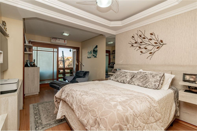 Imagem Casa com 3 Quartos à Venda, em Jardim Itu - Porto Alegre Imagem Casa com 3 Quartos à Venda, em Jardim Itu - Porto Alegre