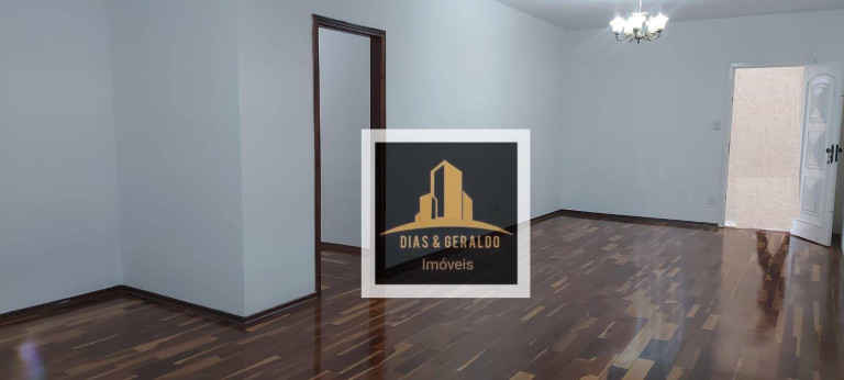 Imagem Casa com 3 Quartos à Venda, 206 m² em Bosque Dos Eucaliptos - São José Dos Campos Imagem Casa com 3 Quartos à Venda, 206 m² em Bosque Dos Eucaliptos - São José Dos Campos