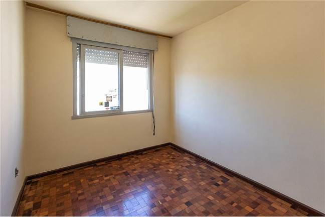 Imagem Imóvel com 2 Quartos à Venda, em Passo Da Areia - Porto Alegre Imagem Imóvel com 2 Quartos à Venda, em Passo Da Areia - Porto Alegre