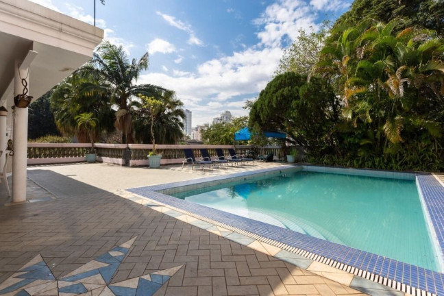 Casa com 4 Quartos à Venda, 460 m² em Pacaembu - São Paulo