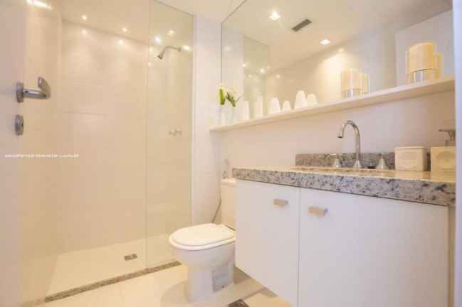 Imagem Apartamento com 2 Quartos à Venda, em Centro - Rio De Janeiro Imagem Apartamento com 2 Quartos à Venda, em Centro - Rio De Janeiro