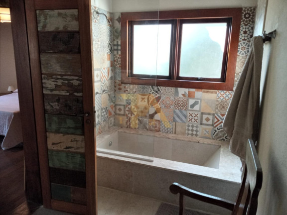 Imagem Imóvel com 2 Quartos à Venda,  em Praia Do Rosa - Imbituba