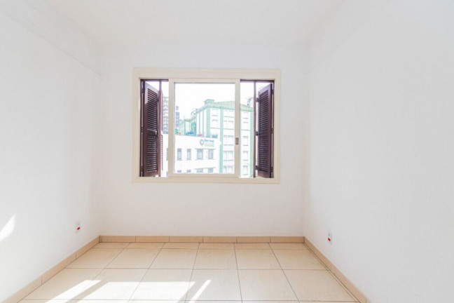 Imagem Imóvel com 2 Quartos à Venda, 78 m² em Centro - Porto Alegre Imagem Imóvel com 2 Quartos à Venda, 78 m² em Centro - Porto Alegre