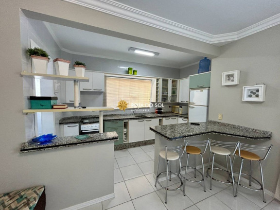 Apartamento com 2 Quartos à Venda, 95 m² em Centro - Bombinhas