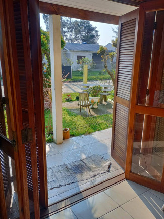 Imagem Casa com 3 Quartos à Venda, 300 m² em Nova Tramandaí - Tramandaí Imagem Casa com 3 Quartos à Venda, 300 m² em Nova Tramandaí - Tramandaí