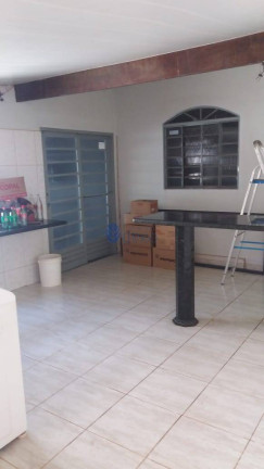 Imagem Casa com 3 Quartos à Venda, 360 m² em São Carlos - Anápolis