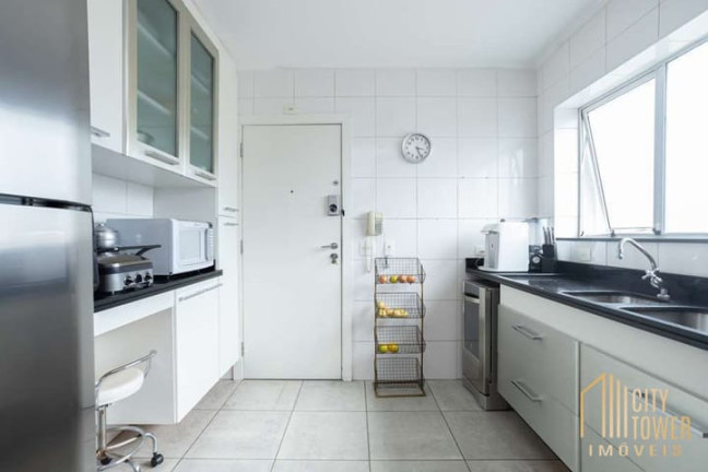 Imagem Apartamento com 3 Quartos à Venda, 228 m² em Itaim Bibi - São Paulo