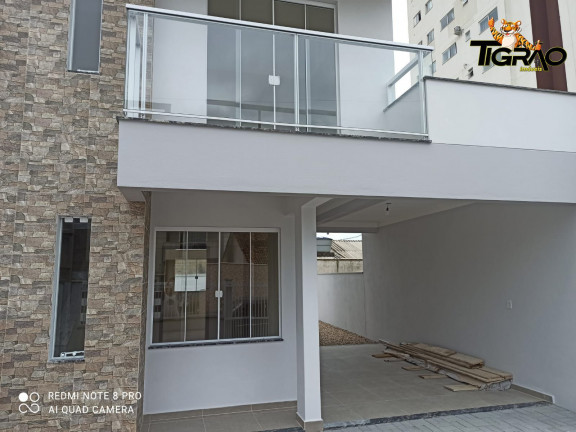 Imagem Sobrado com 2 Quartos à Venda, 98 m² em Centro - Navegantes Imagem Sobrado com 2 Quartos à Venda, 98 m² em Centro - Navegantes