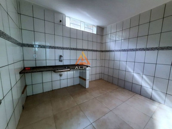 Imagem Casa com 3 Quartos à Venda, 84 m²