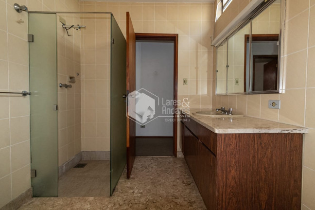 Imagem Sobrado com 5 Quartos à Venda, 209 m² em Moema - São Paulo Imagem Sobrado com 5 Quartos à Venda, 209 m² em Moema - São Paulo
