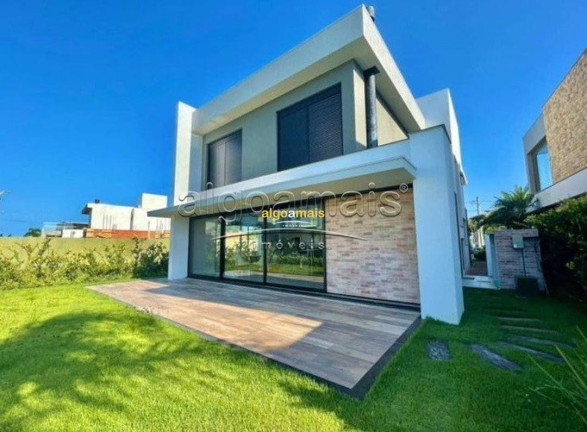 Casa com 5 Quartos à Venda, 300 m² em Condominio Capao Ilhas Resort - Capão Da Canoa