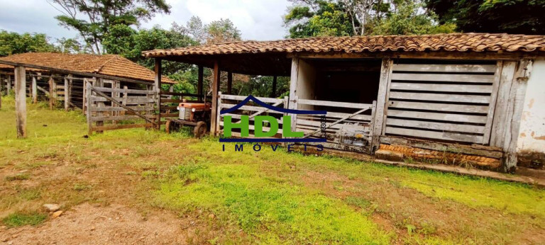 Imagem Chácara com 4 Quartos à Venda, 14 m² em Hidrolândia