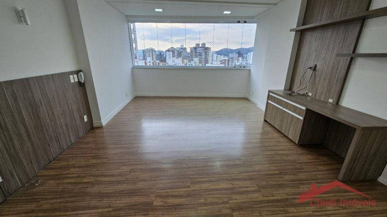 Imagem Apartamento com 4 Quartos à Venda, 264 m² em Atiradores - Joinville Imagem Apartamento com 4 Quartos à Venda, 264 m² em Atiradores - Joinville