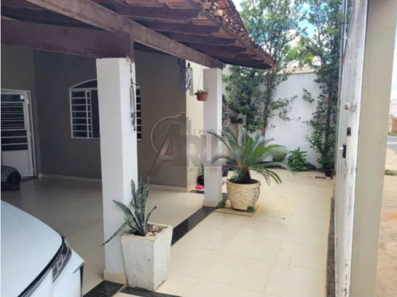 Imagem Casa com 3 Quartos à Venda,  em Universitario - Montes Claros