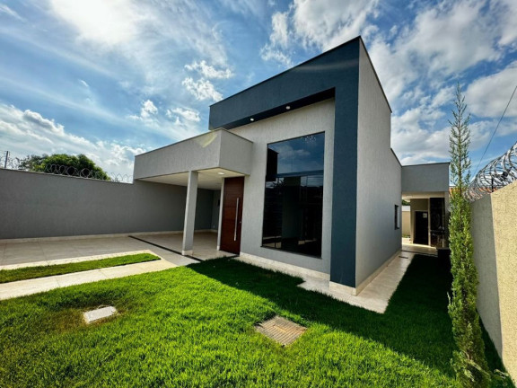 Casa com 3 Quartos à Venda, 127 m² em Residencial Santa Fé I - Goiânia