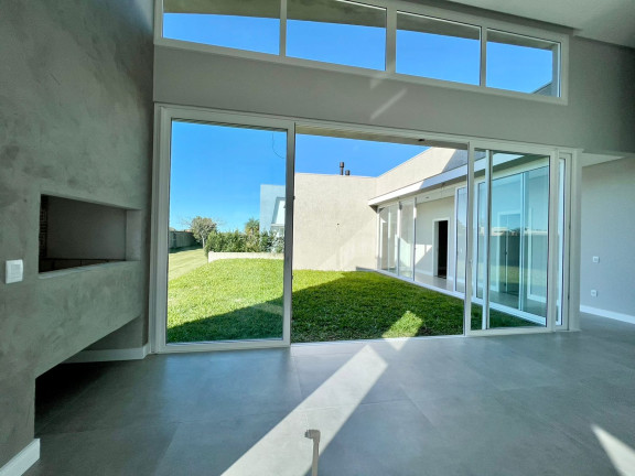 Imagem Casa com 3 Quartos à Venda, 400 m² em Caburé - Xangri-lá Imagem Casa com 3 Quartos à Venda, 400 m² em Caburé - Xangri-lá