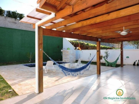 Imagem Casa de Condomínio com 3 Quartos à Venda, 373 m² em Algarve - Cotia