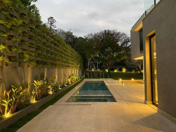 Imagem Casa com 5 Quartos à Venda, 900 m² em Alphaville Residencial 2 - Barueri Imagem Casa com 5 Quartos à Venda, 900 m² em Alphaville Residencial 2 - Barueri