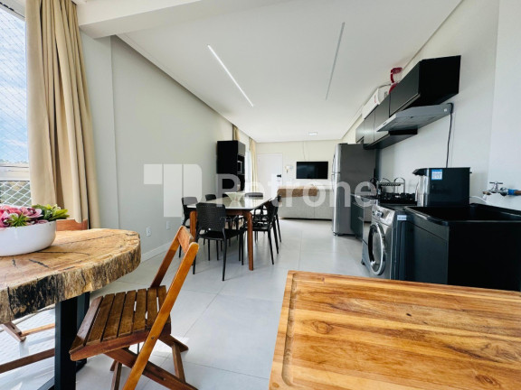 Imagem Apartamento com 2 Quartos à Venda, 65 m² em Palmas - Governador Celso Ramos
