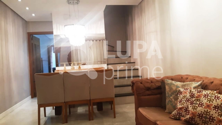 Imagem Casa com 2 Quartos à Venda, 89 m² em Jardim Guanca - São Paulo
