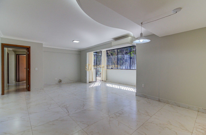 Apartamento com 3 Quartos para Alugar, 120 m² em Asa Norte - Brasília