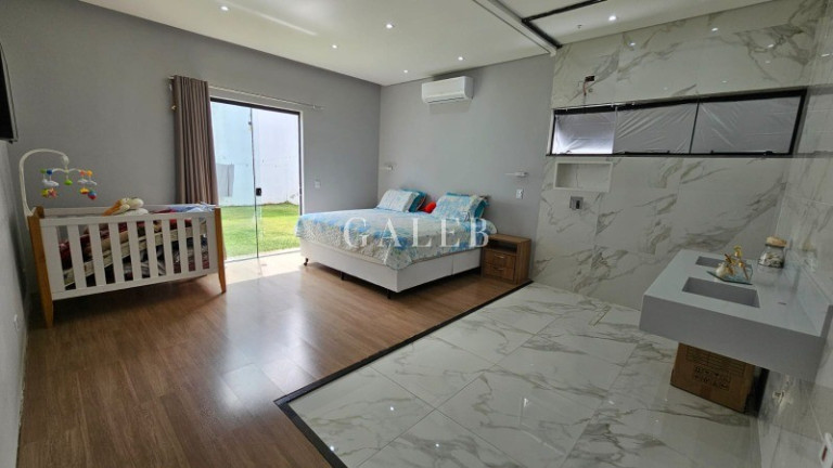 Imagem Casa com 3 Quartos à Venda, 189 m² em Jardim Shangri-lá - Atibaia Imagem Casa com 3 Quartos à Venda, 189 m² em Jardim Shangri-lá - Atibaia