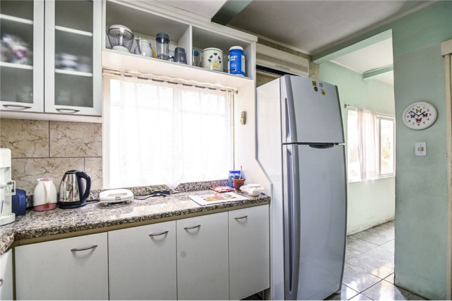 Imagem Casa com 2 Quartos à Venda, 149 m² em Passo Da Areia - Porto Alegre Imagem Casa com 2 Quartos à Venda, 149 m² em Passo Da Areia - Porto Alegre