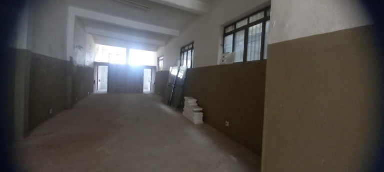 Imóvel Comercial à Venda, 260 m² em Parque Pinheiros - Taboão Da Serra