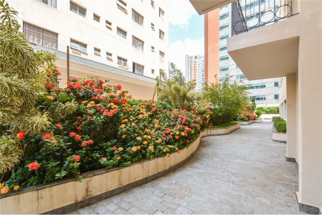 Imagem Apartamento com 4 Quartos à Venda, 161 m² em Moema - São Paulo Imagem Apartamento com 4 Quartos à Venda, 161 m² em Moema - São Paulo