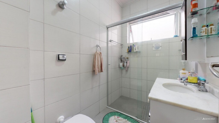 Imagem Imóvel com 2 Quartos à Venda, 73 m² em Rio Branco - Porto Alegre Imagem Imóvel com 2 Quartos à Venda, 73 m² em Rio Branco - Porto Alegre