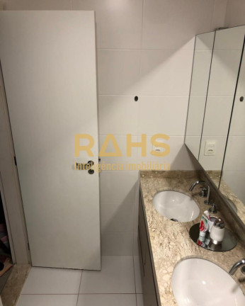 Imagem Apartamento com 3 Quartos à Venda, 121 m² em Centro - Joinville
