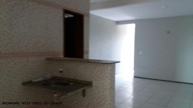 Imagem Apartamento com 2 Quartos para Alugar, 56 m² em Araturi - Caucaia